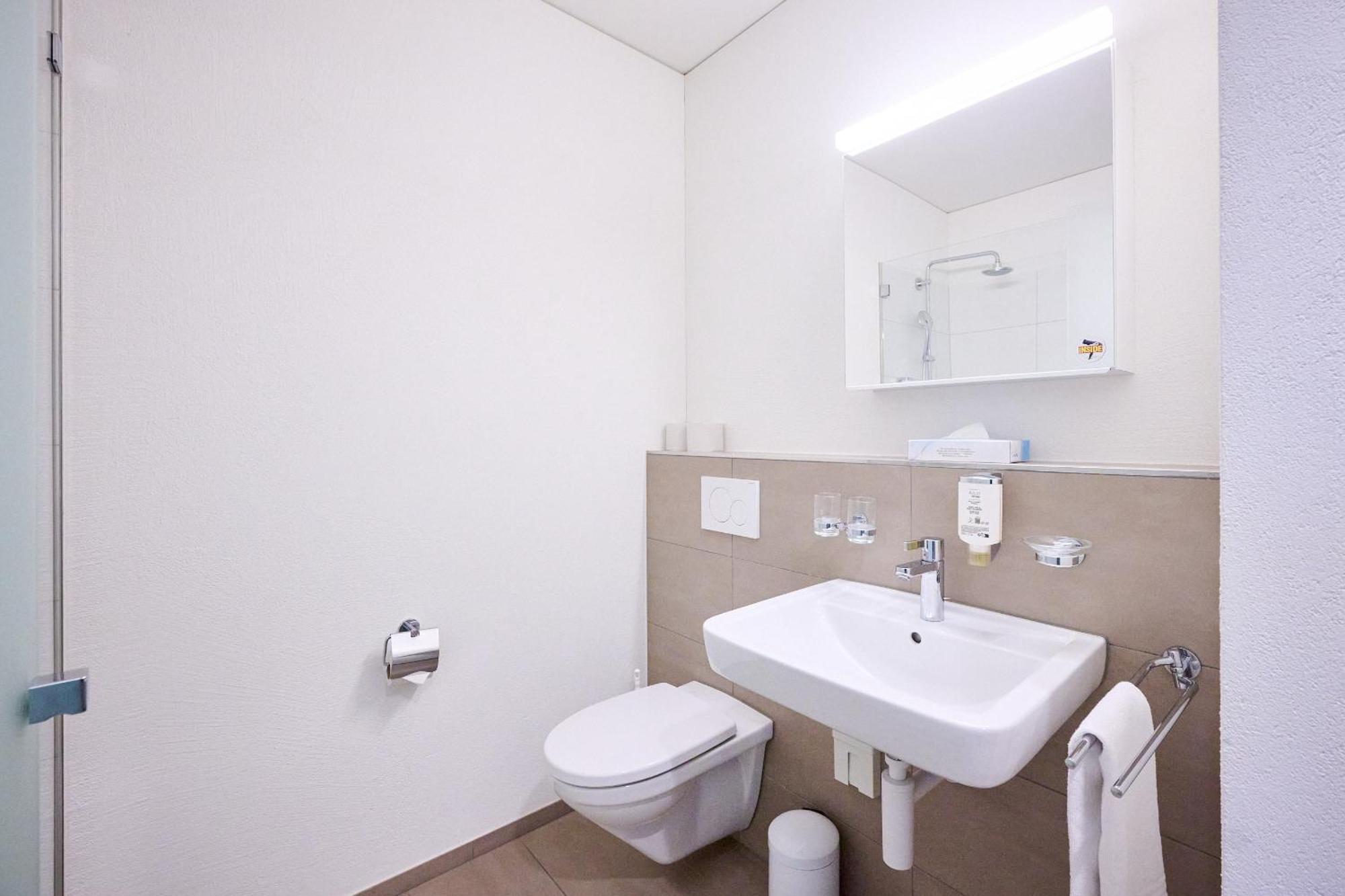 Hotel Am Kreisel Self-Check-In By Smart Hotels ラーヘン エクステリア 写真